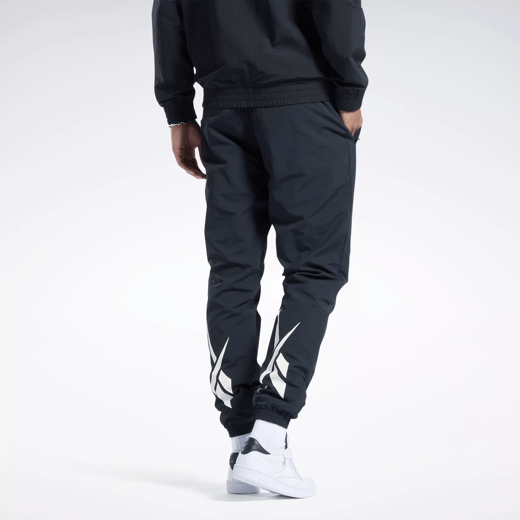 【Reebok】大人気◆Vector Flash 2WAY Warm Up Pants◆OFF WHITE 100022966_B_Model_eCom-tif.png