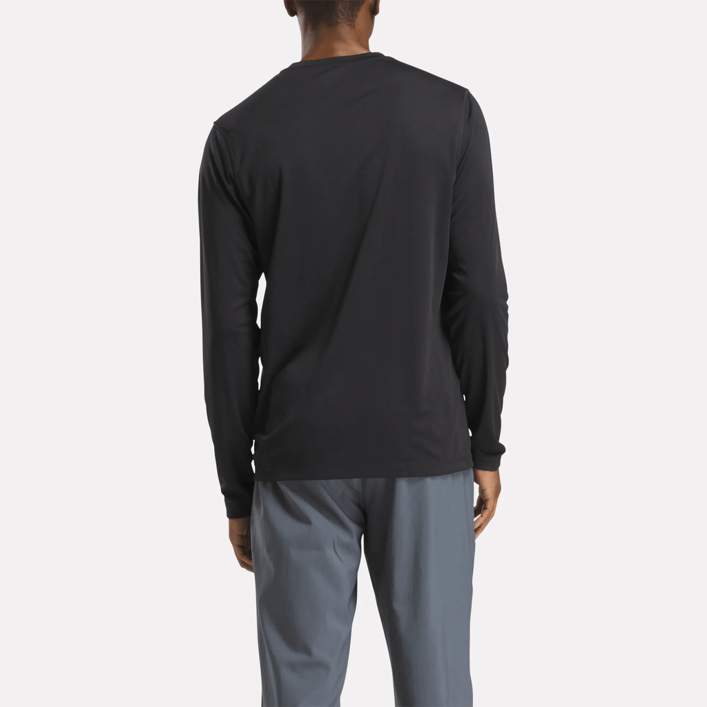 100214939_B_Model_eCom-tif.png