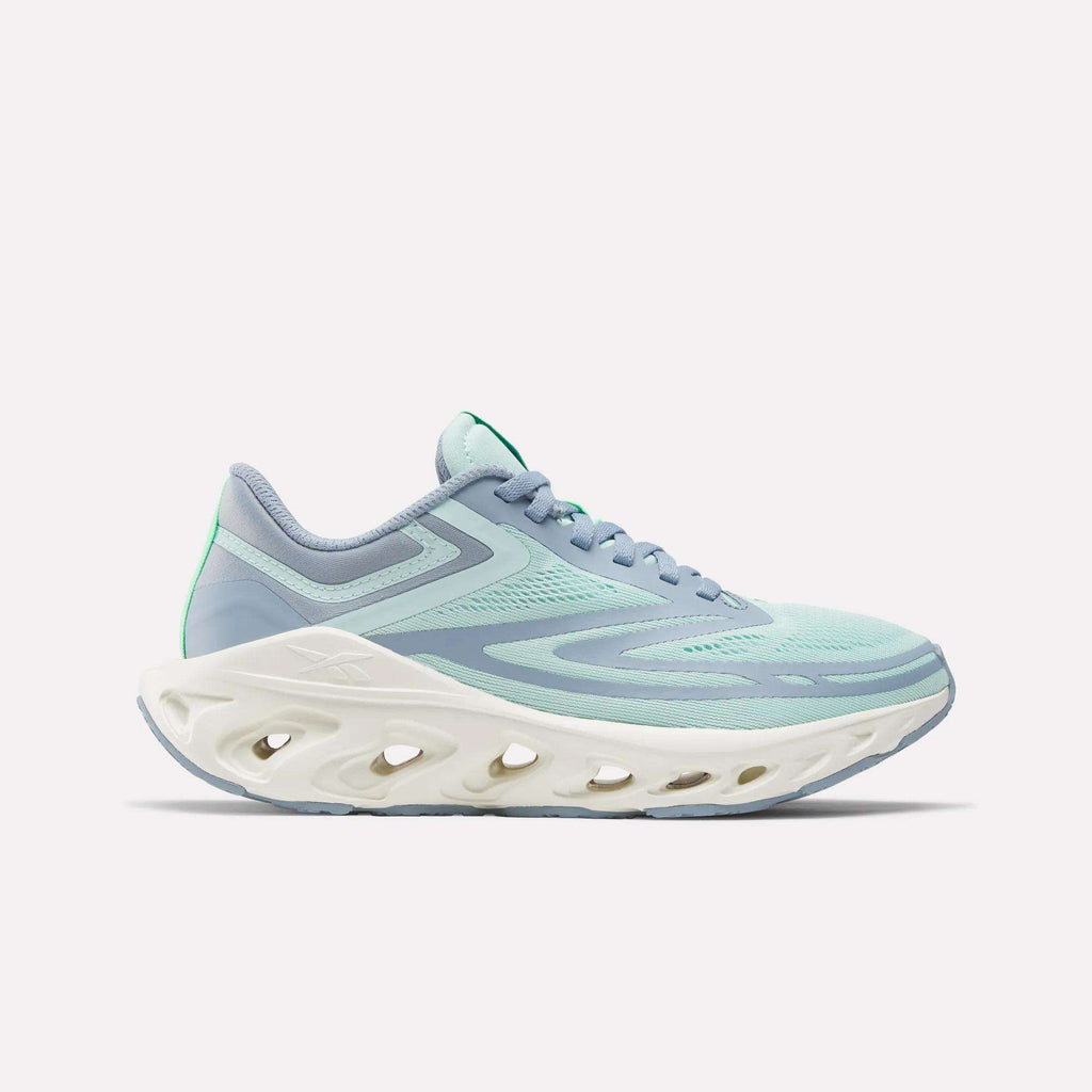 Women's Fuel Flex Run Shoes Women's Fuel Flex Run Shoes - Image 2
