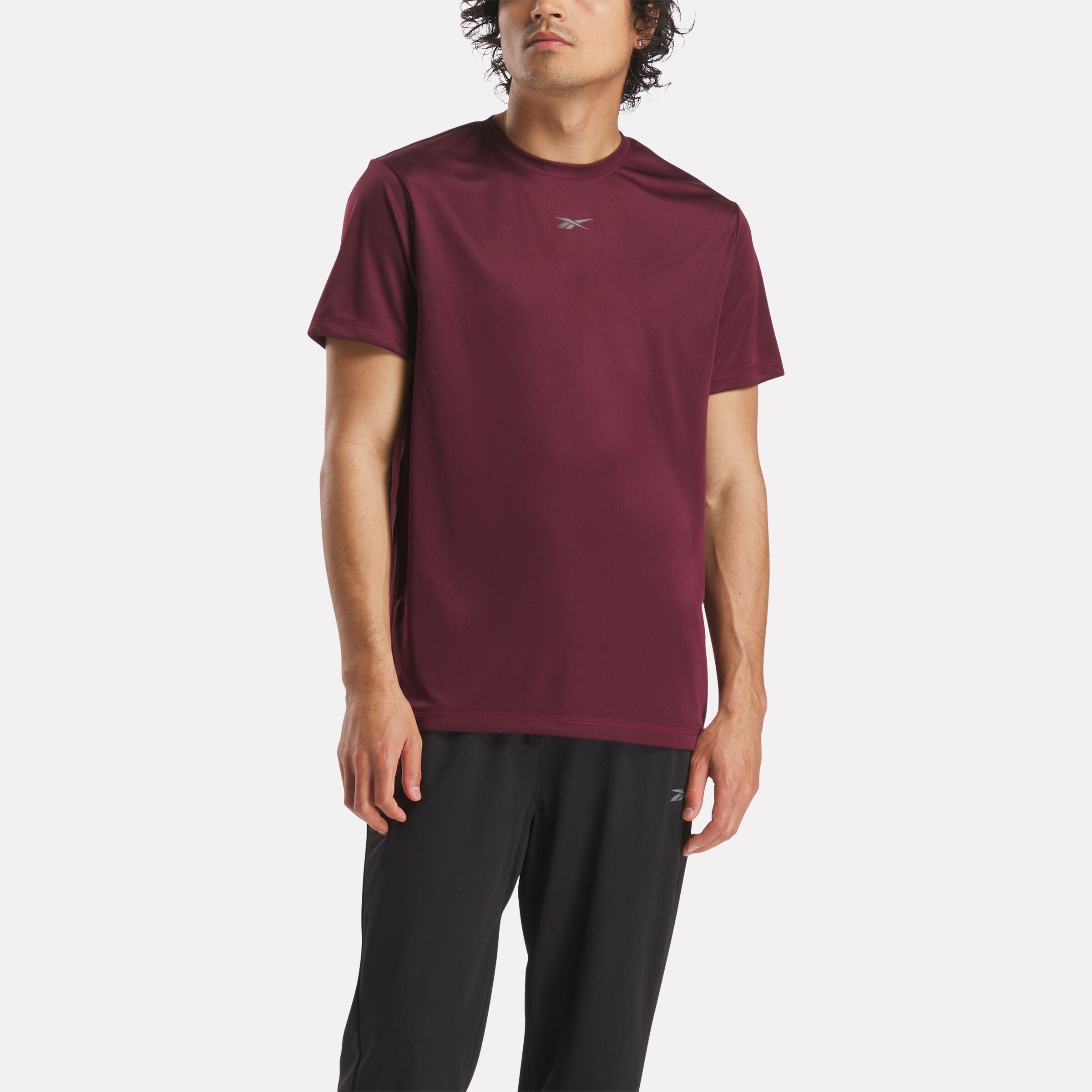 Reebok Varsity Logo Tee RETS3ER10BK ★送料込/追跡付 Men's Train Short Sleeve Tech Tee - Reebok