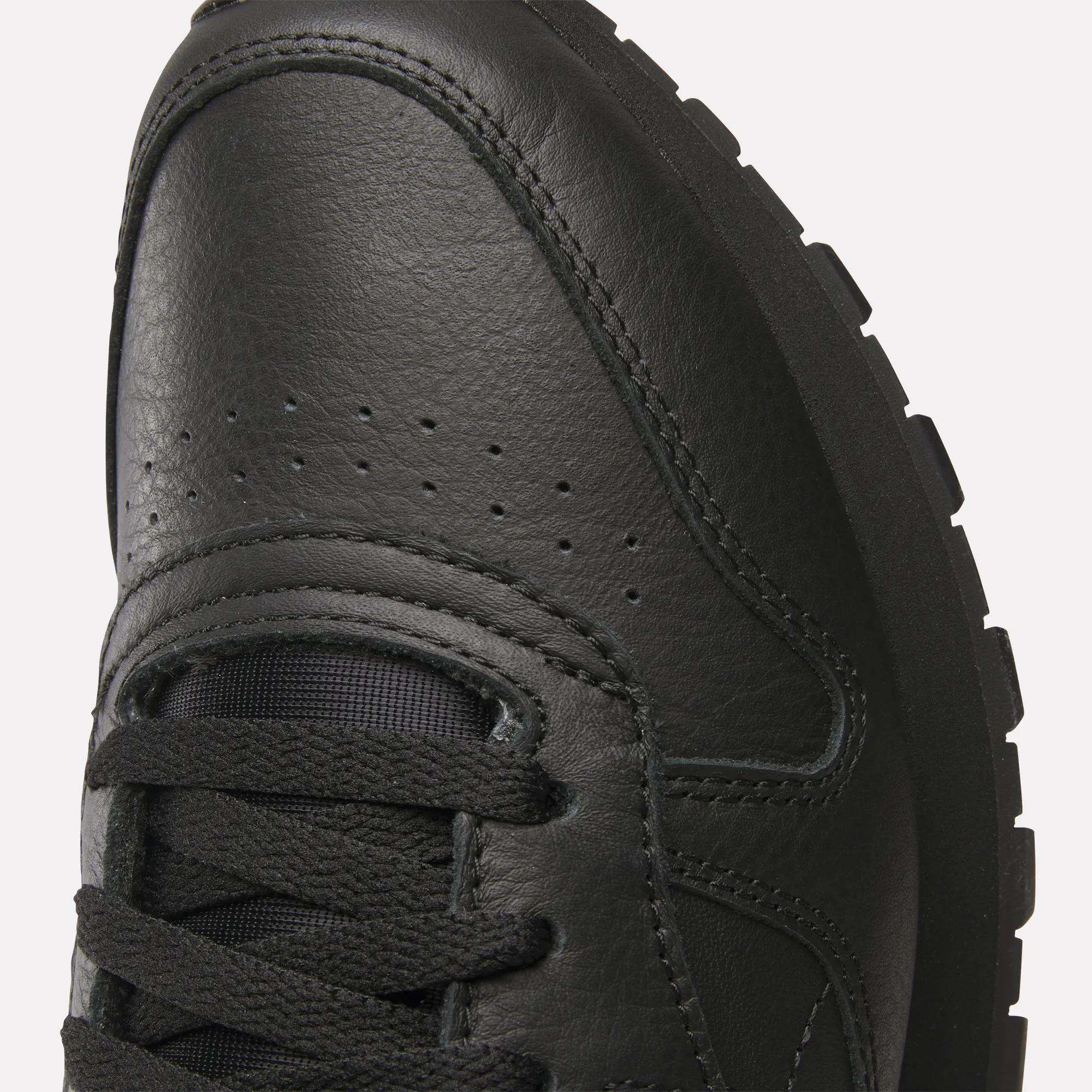 Classic Leather Shoes - Reebok