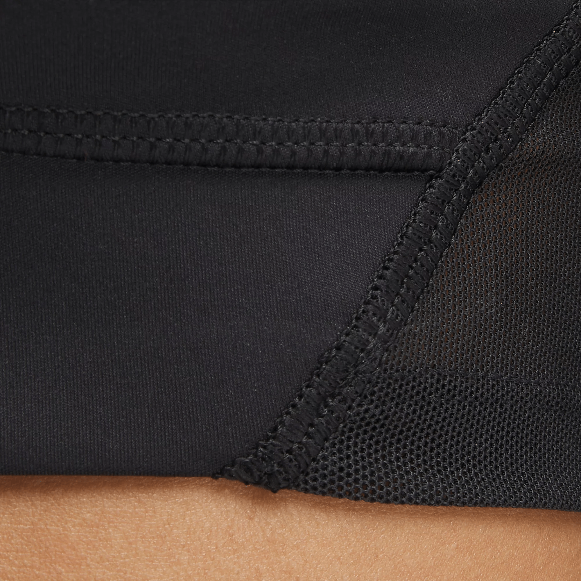 Lux Contour Crop Top