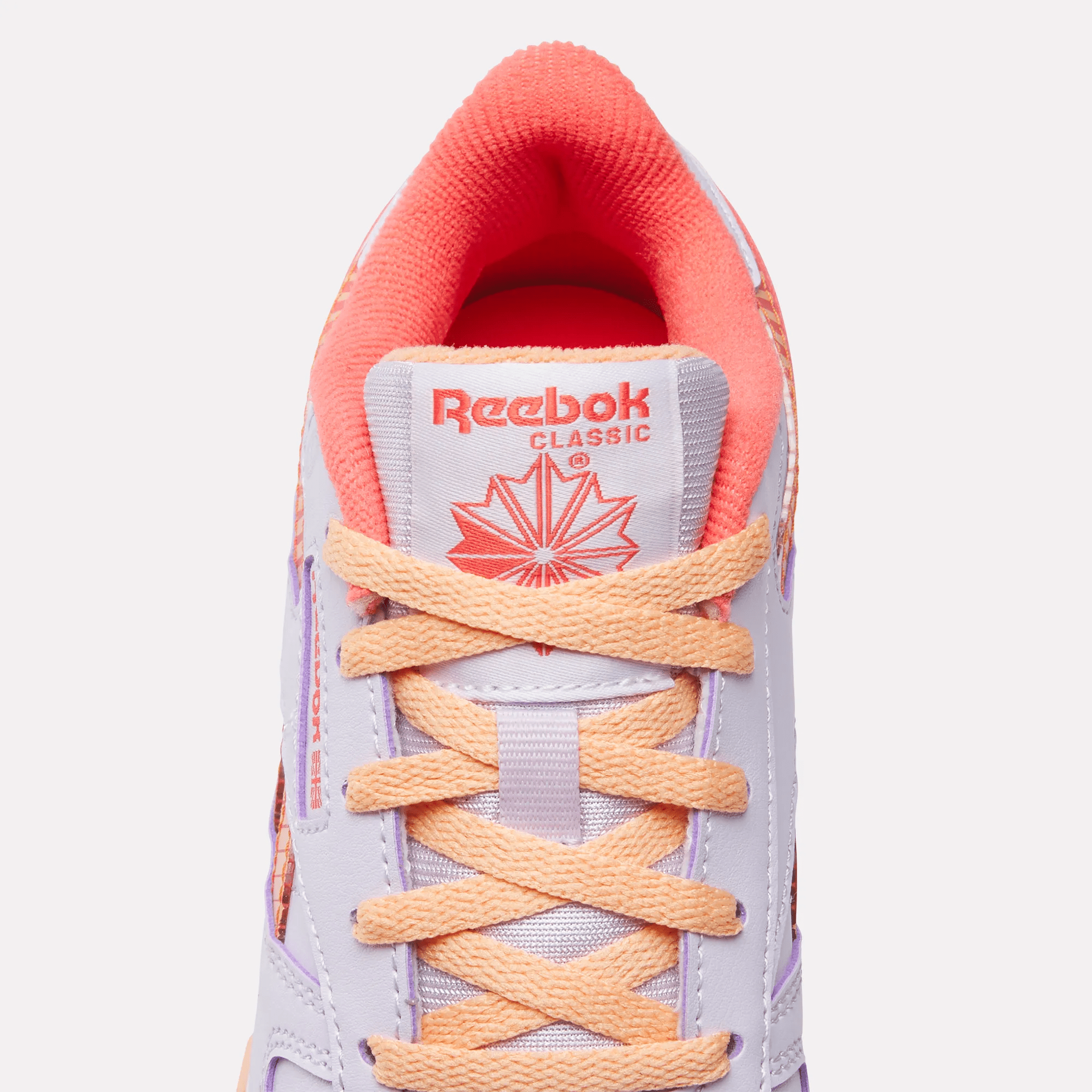 Classic Leather Step N' Flash 2.0