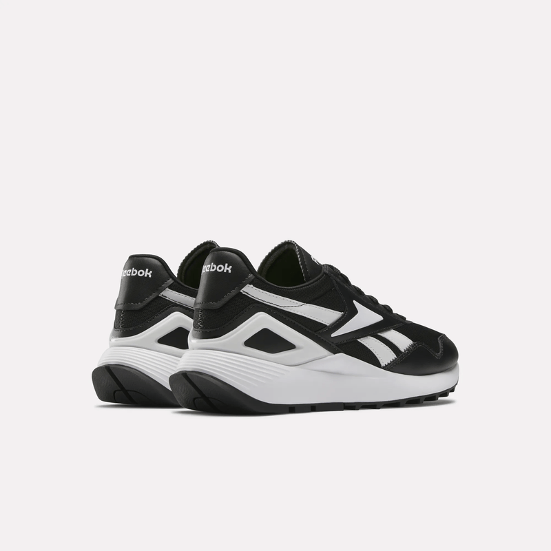 International Shoes