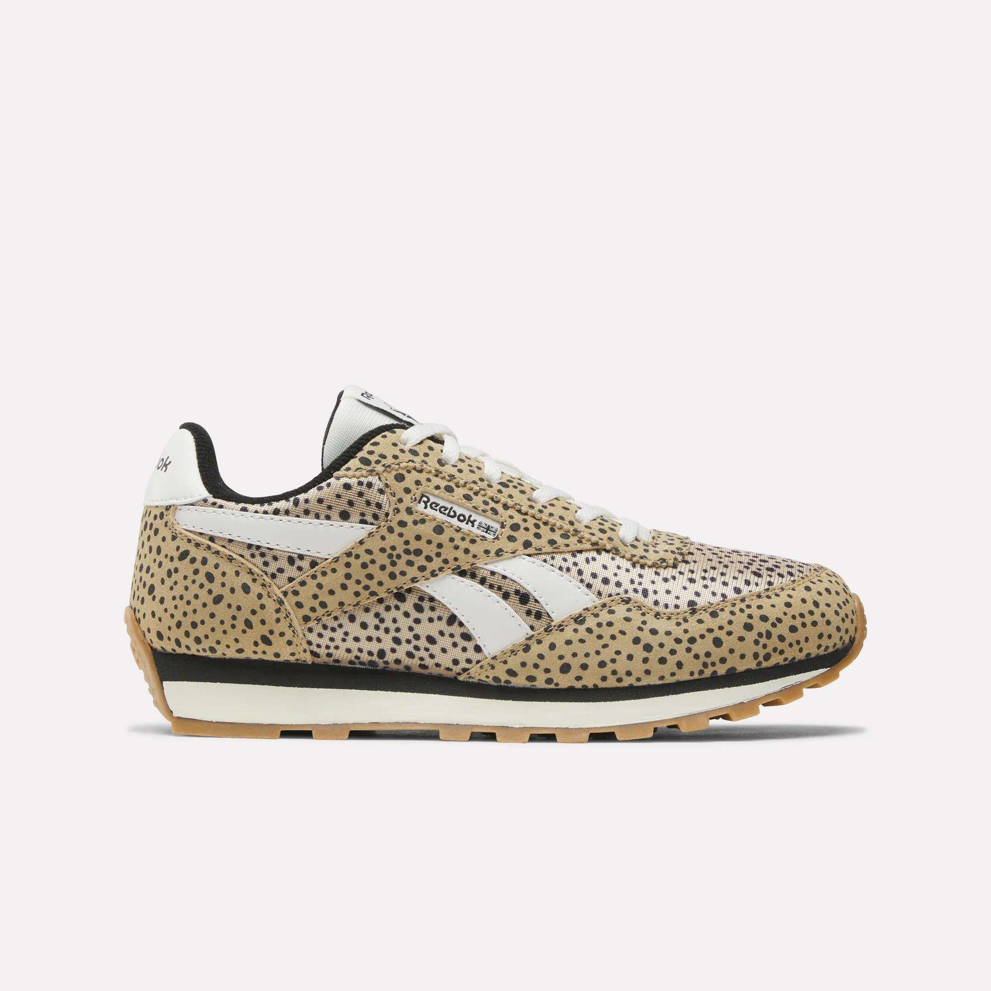 Classic AZ Shoes (Big Kids) - Reebok