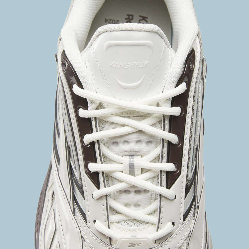Premier Road Ultra Sneakers
