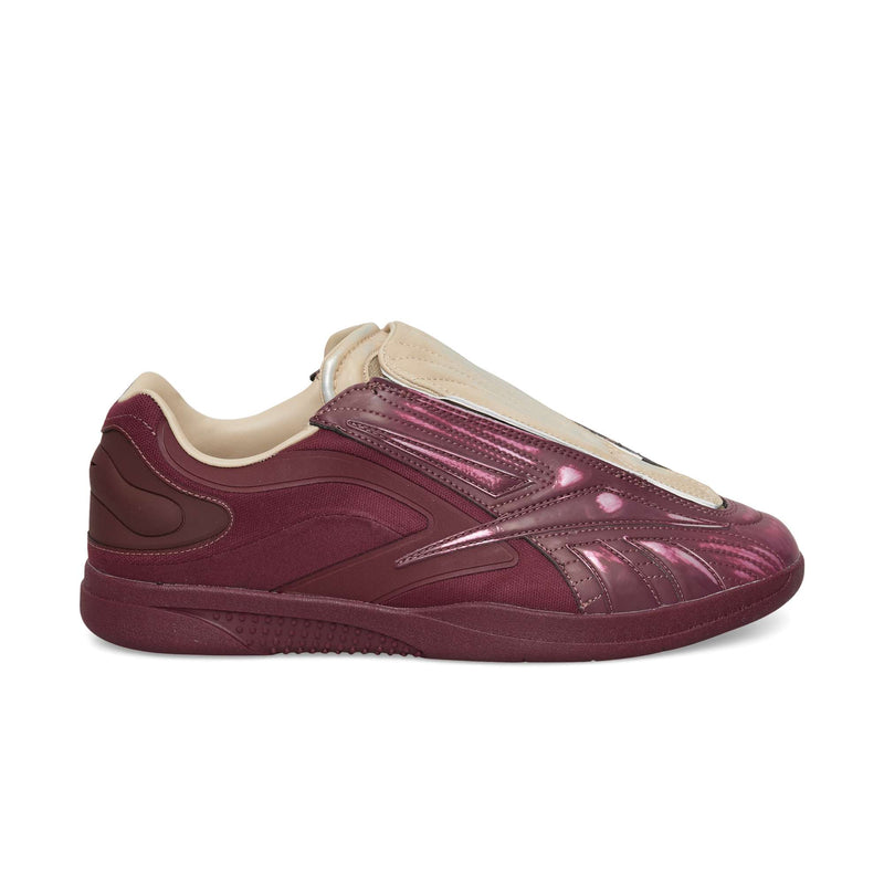Reebok Hammer Pro LTD low-top sneakers in Black Cherry and Elevated Beige with a metallic finish on the side panels and a durable rubber sole.