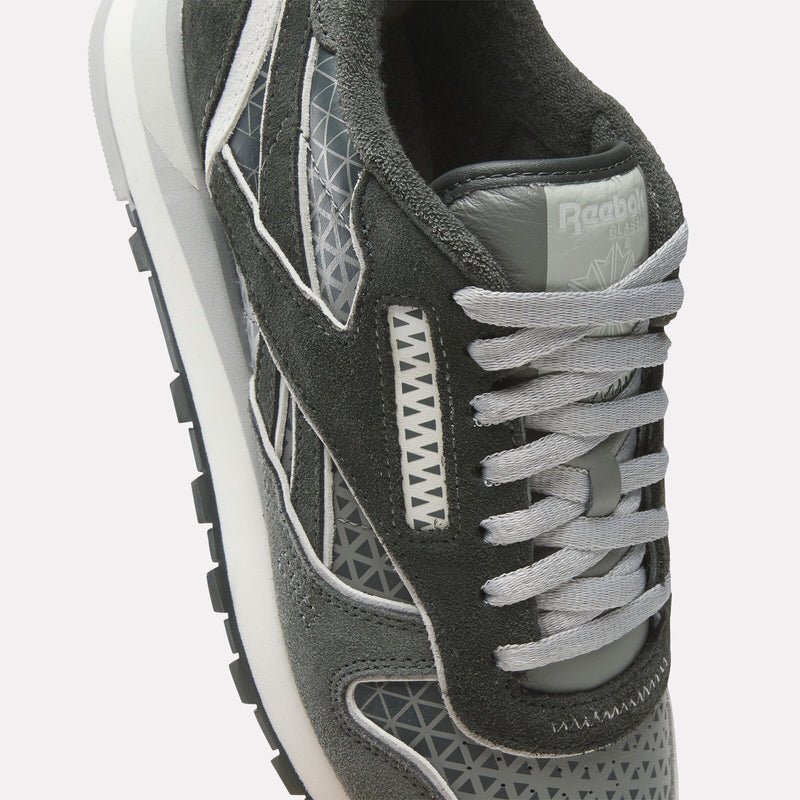 Reebok x White Mountaineering Classic Leather Shoes