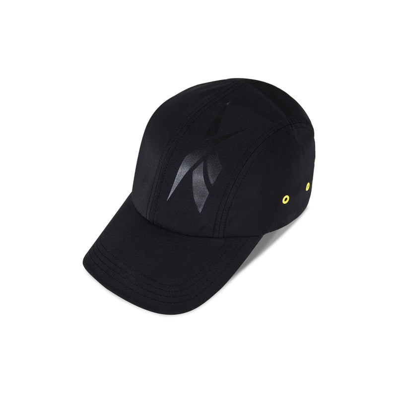 Technical Running Cap With Drawcord