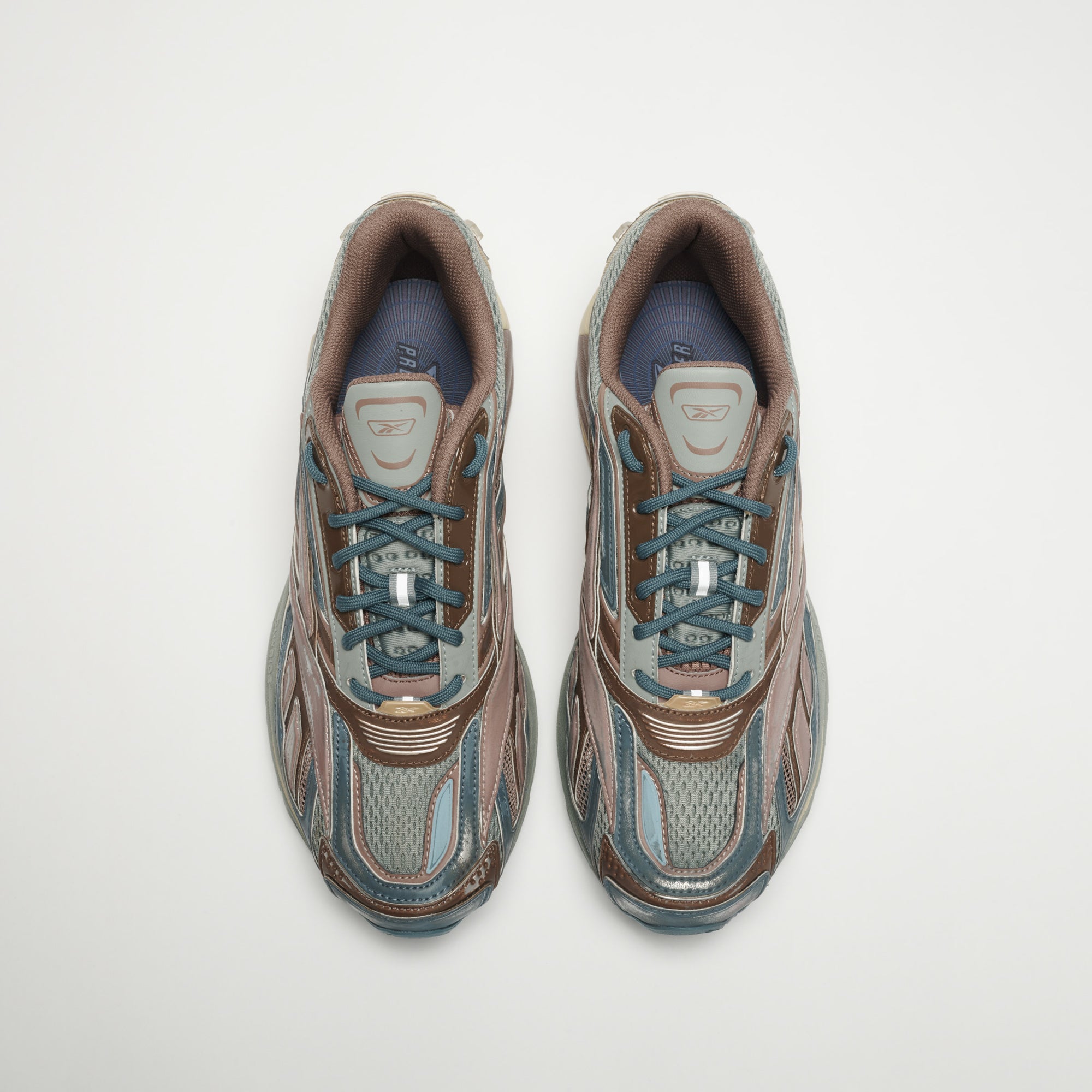 月夜桜 Premier Road Ultra LTD Shoes - Reebok