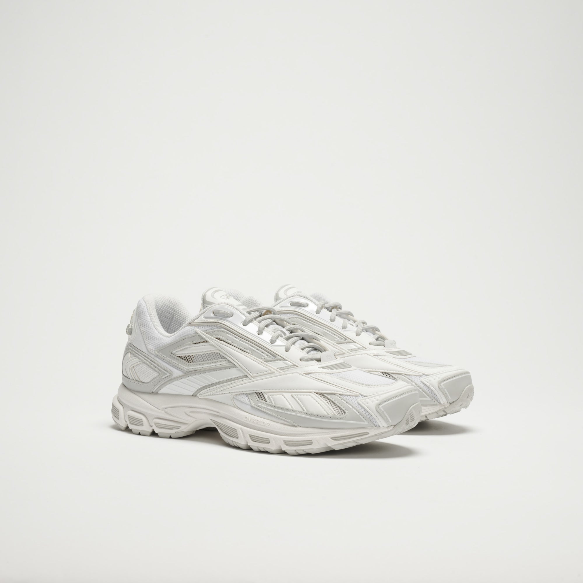 エビネ　白ムラサキ　R8白ムC Premier Road Ultra LTD Shoes - Reebok