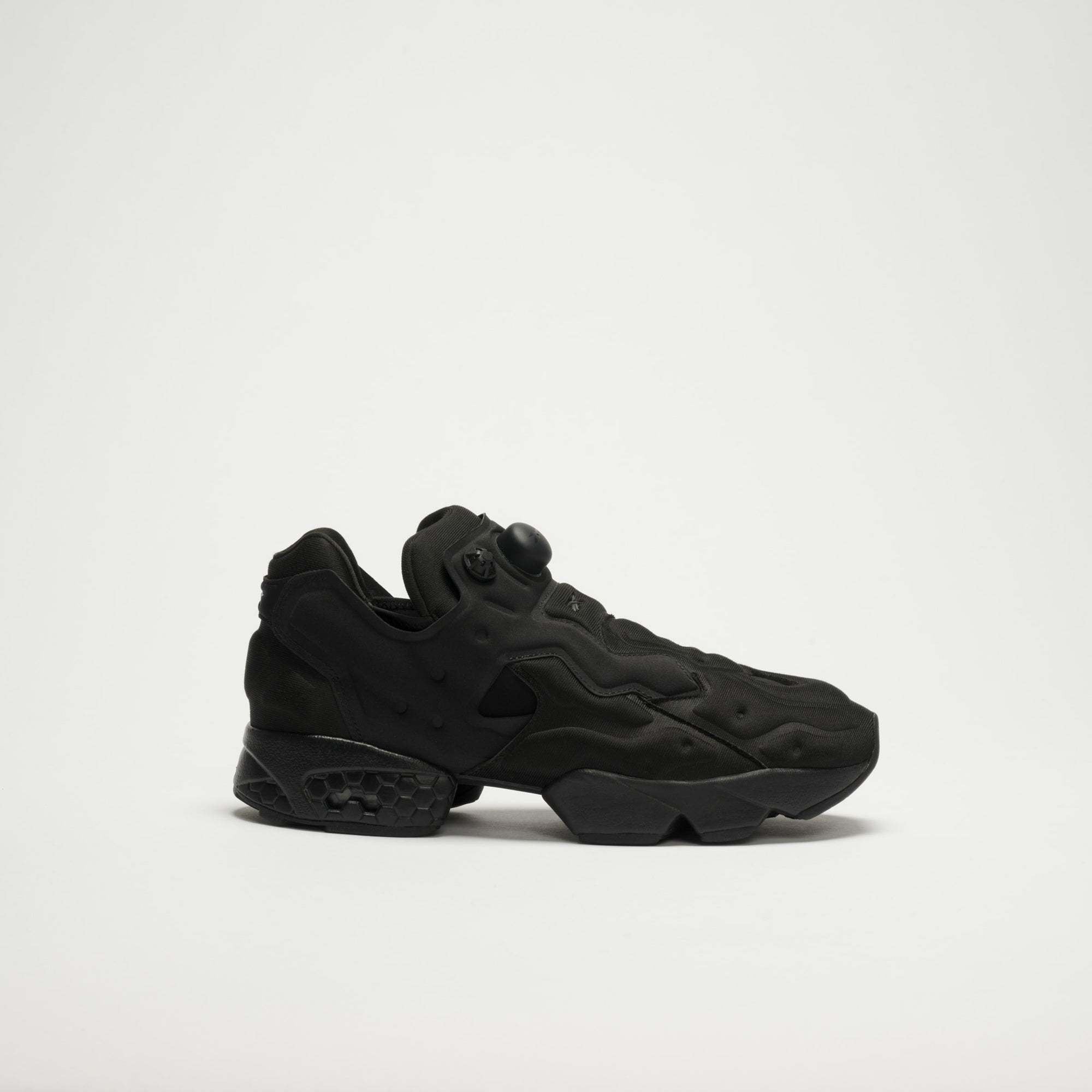 Mens Reebok : Insta Pump Sneakers Size: 8 Amazon.com | Reebok Instapump Fury 95 Sneaker Boots, core  main image 3