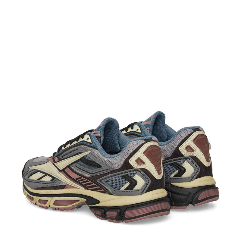 Premier Road Ultra Shoes