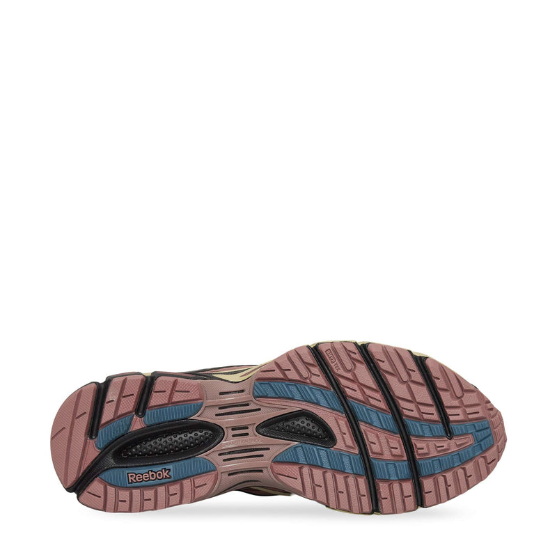 Premier Road Ultra Shoes